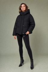 Kort oversize donsjack met capuchon