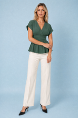 Blouse met V-hals en getailleerde taille