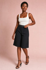Ruime bermuda met riem