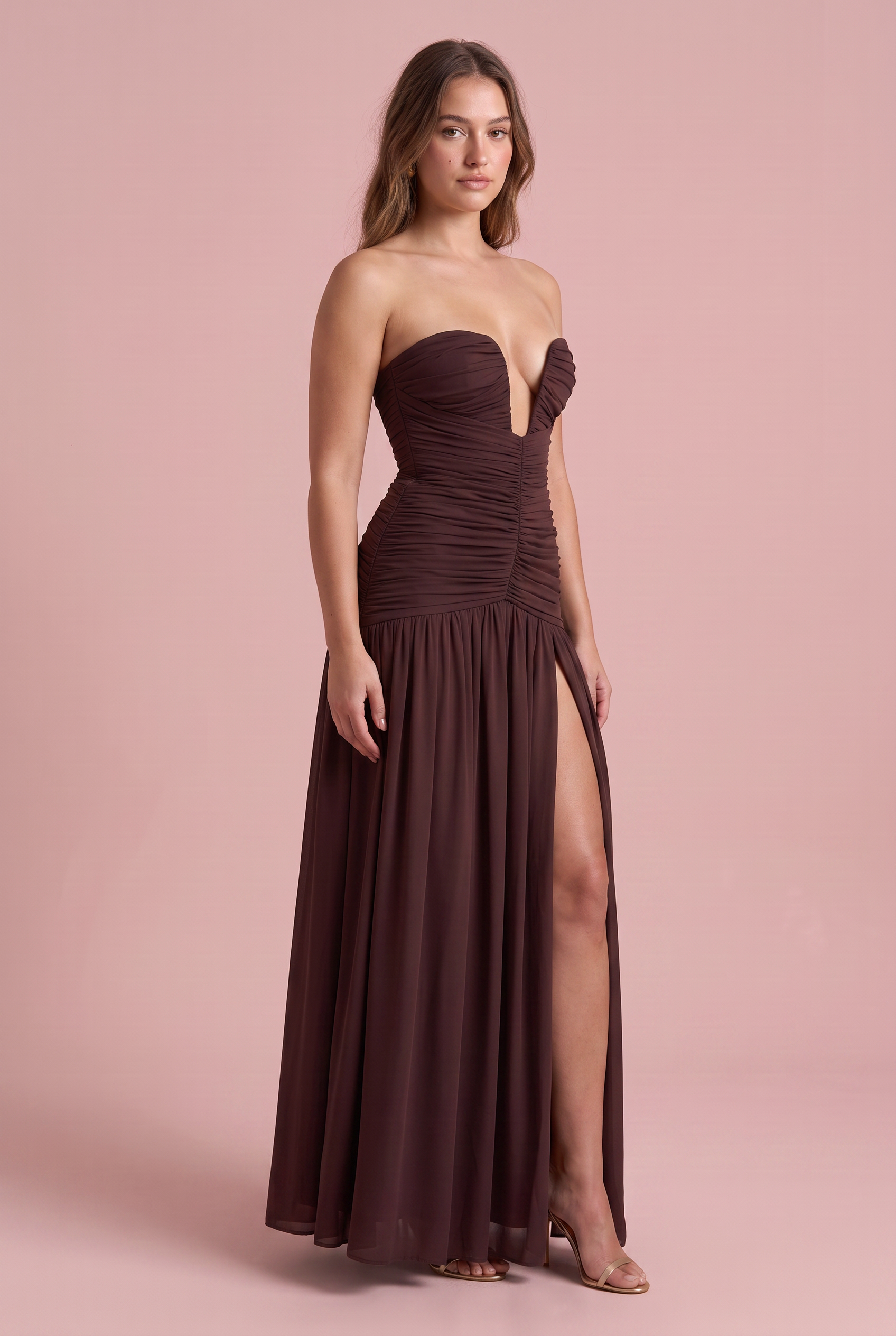 Robe longue bustier fente haute porté sur morphologie réelle 2