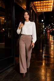 Blouse à col volanté et manches bouffantes | Variante Blanc - Lifestyle | Lounelle Paris