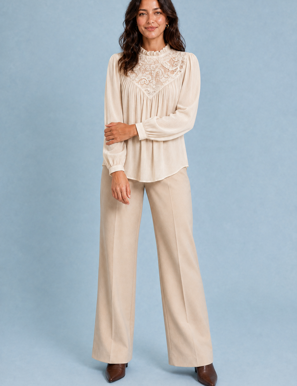 Blouse met volantkraag en pofmouwen