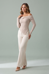 Beige asymmetrische top met blote schouders
