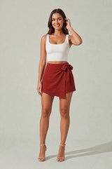 Hoge taille wikkel-short