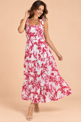 Roze maxi-jurk met bloemenprint, ruches en vierkante halslijn
