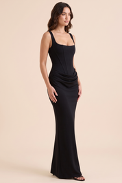 Robe longue noire froncée à encolure carrée | Vue de face | Lounelle Paris
