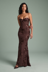 Bruine maxi-jurk met bloemenborduursel