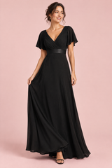 Zwarte geplooide maxi-jurk met V-hals