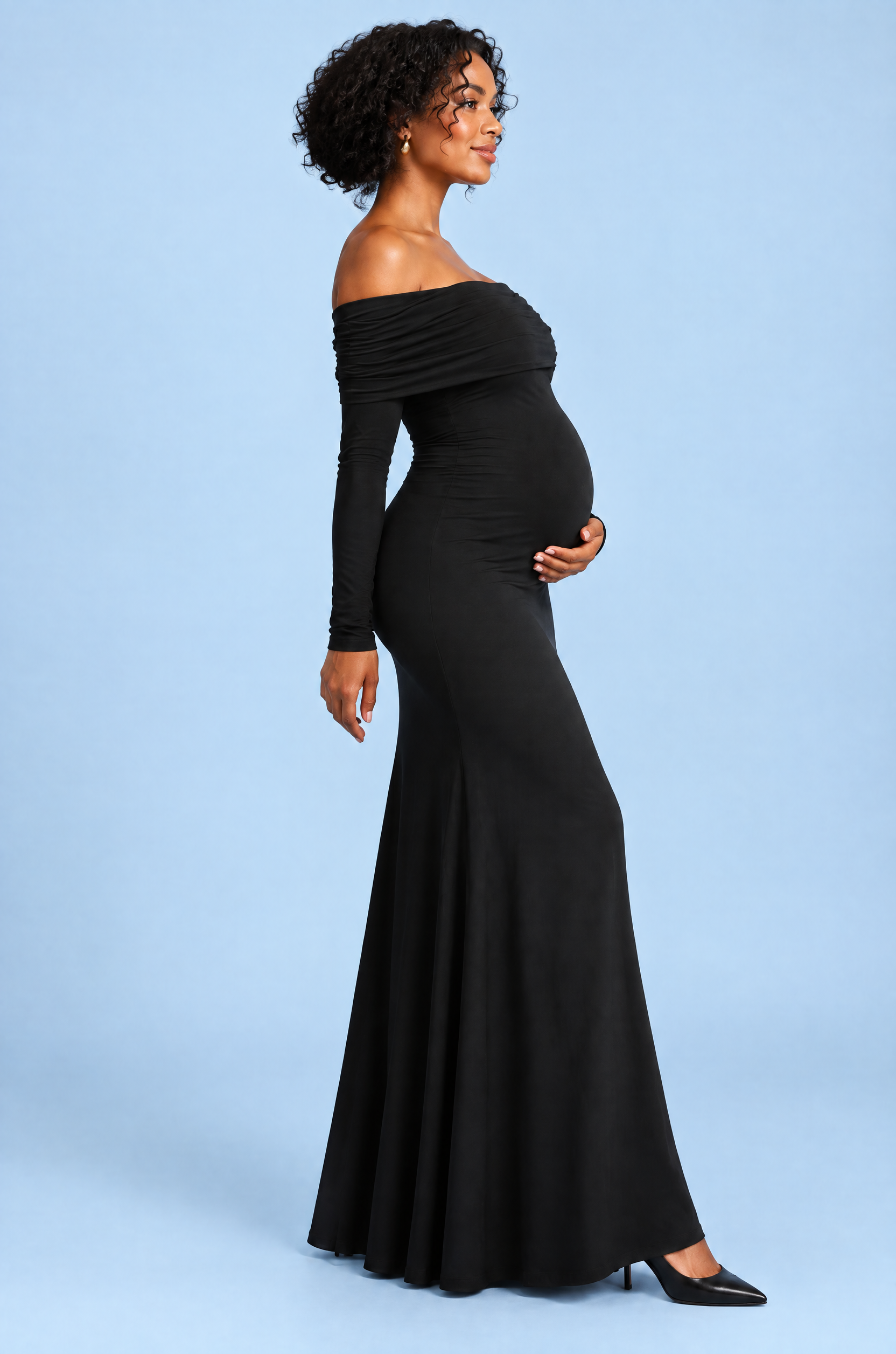 Robe longue de grossesse noire en résille froncée à col Bardot | Vue de dos | Lounelle Paris