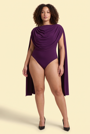 Body violet ajusté froncé à col bénitier | Porté sur une silhouette plus ronde | Lounelle Paris
