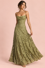 Olijfgroene maxi-jurk met watervalhals en bloemenmotief