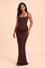 Bruine maxi-jurk met rimpeldetail en vierkante hals