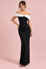 Zwarte maxi-jurk met Bardot-halslijn