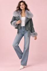 Grijs cropped bikerjack met getailleerde pasvorm en bontkraag