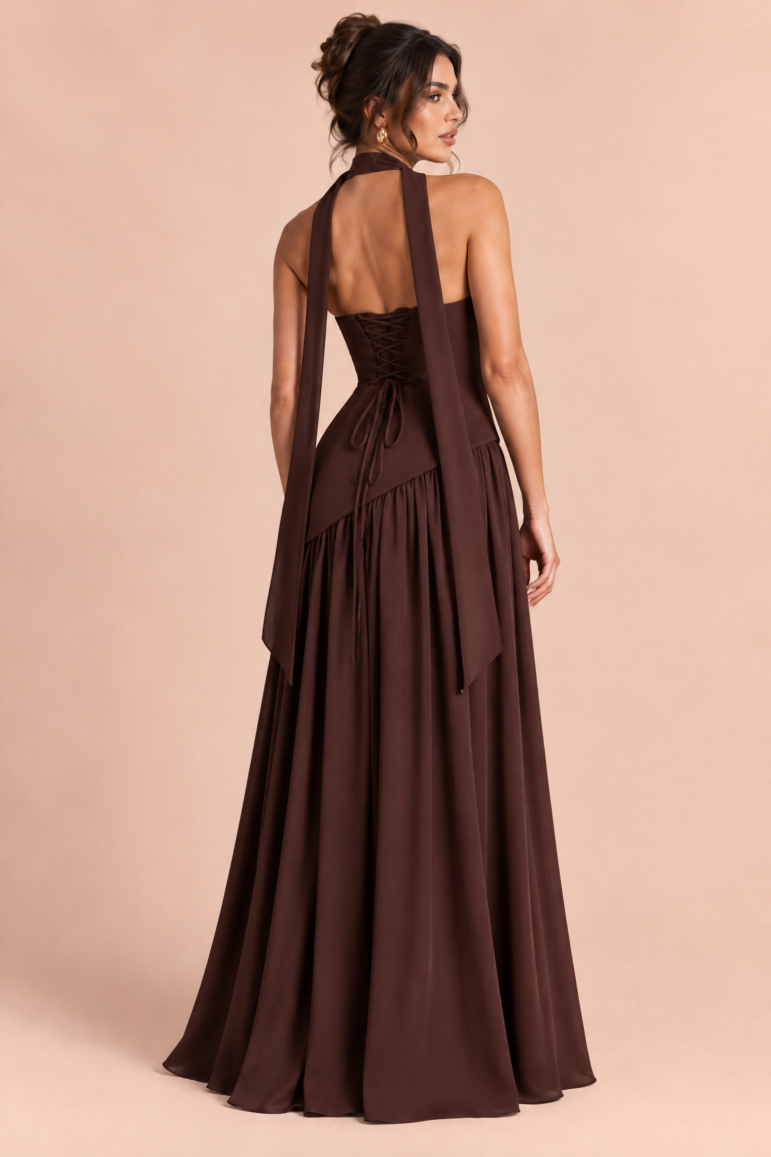 Robe longue marron foncé à encolure asymétrique | Vue de dos | Lounelle Paris