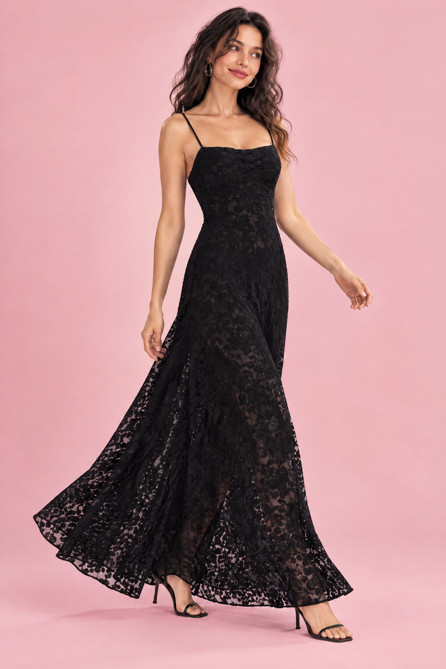 Robe longue fleurie noire | Vue en mouvement | Lounelle Paris