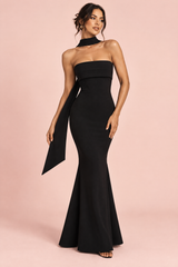 Zwarte strapless maxijurk met bandeauhals en fishtailzoom