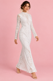 Robe longue blanche en dentelle | Vue en mouvement | Lounelle Paris