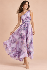 Lichtpaarse gebloemde asymmetrische maxi-jurk