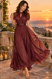 Robe longue plissée bordeaux | Deuxième photo lifestyle | Lounelle Paris