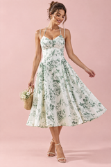 Witte midi-jurk met bloemenprint, hartvormige halslijn en gerimpeld detail