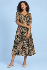 Zwarte maxi-jurk met V-hals