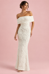 Witte maxi-jurk met kanten Bardot-hals