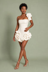Asymmetrische bustierjurk met volant