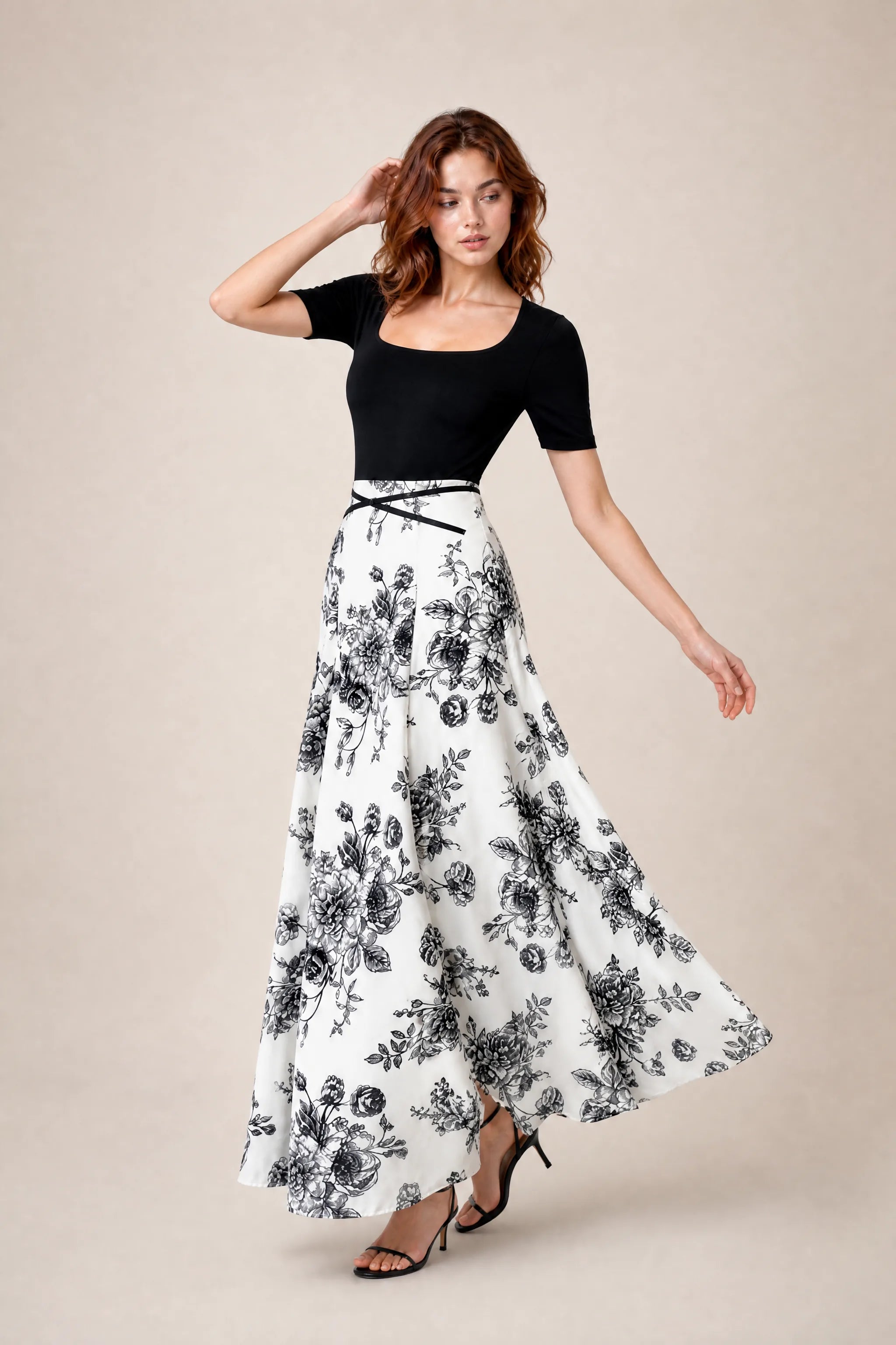 Robe longue bicolore col carré | Vue en mouvement | Lounelle Paris