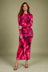 Lange strakke tie-dye jurk